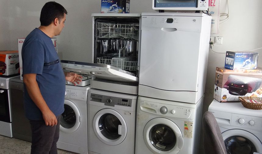 İkinci el eşya esnafı: İşlerimizin en yoğun olması gerektiği bu dönemde siftah yapamıyoruz!