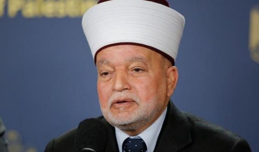 Kudüs Müftüsü Hüseyin 6 ay süreyle Mescid-i Aksa'dan uzaklaştırıldı