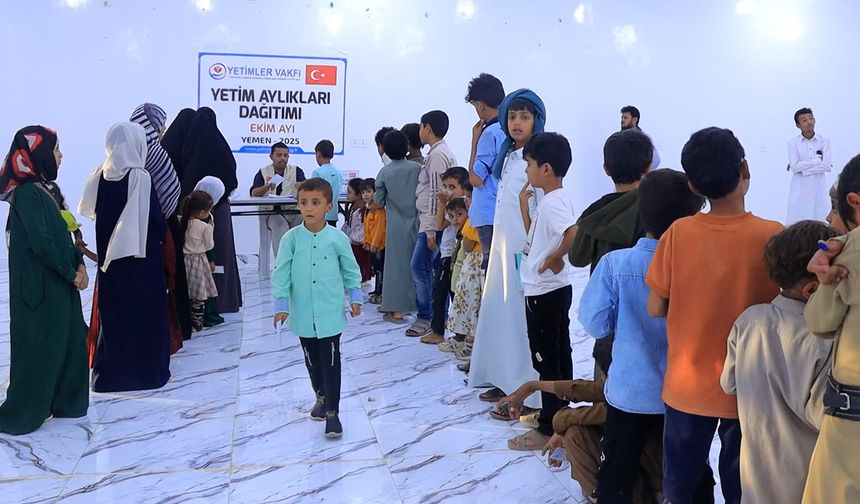 Yetimler Vakfı, Yemen'de yetimlere ekim ayı aylıklarını ulaştırdı