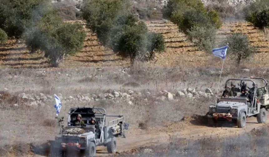 Siyonist rejim Suriye'ye saldırdı, köylerde yol kontrol noktaları kurdu