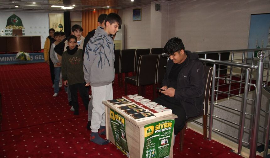 Çocuklardan Siyer Yarışması’na büyük ilgi: Asıl ödül Peygamberimizin hayatını öğrenmek