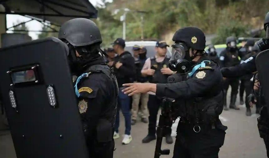 Guatemala'da cezaevlerinde isyan: 7 polis hayatını kaybetti