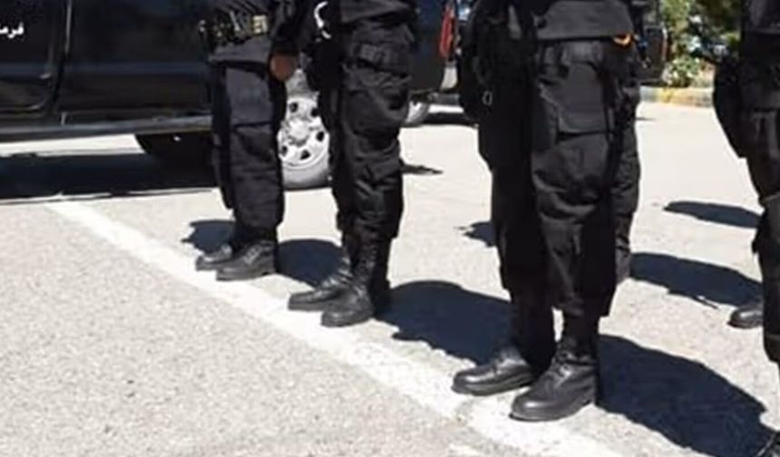 İran, protestolarda 3 bin 700 polisin yaralandığını açıkladı