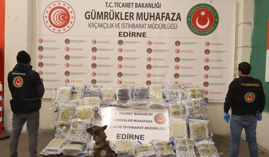 Kapıkule Sınır Kapısı'nda 144 kilogram uyuşturucu ele geçirildi