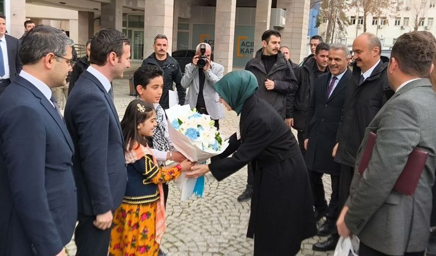 Bakan Mahinur Özdemir Göktaş Batman'da