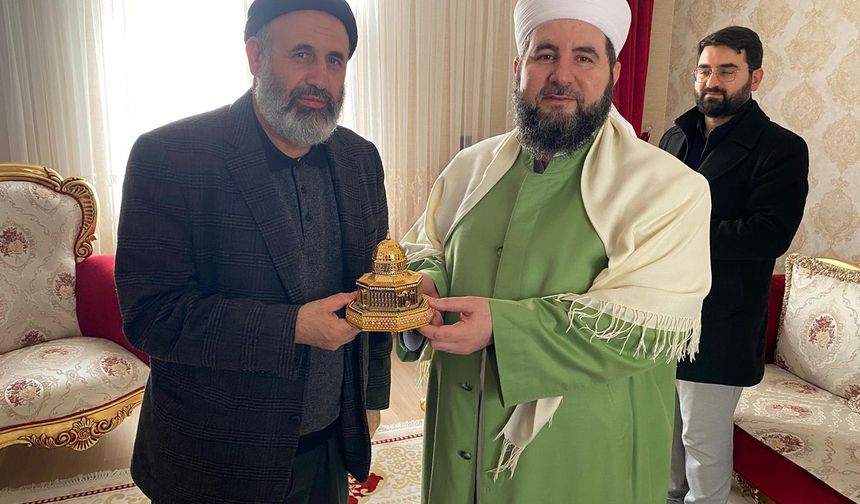 Filistin Alimler Birliği'nden Seyda Feyzullah Konyevi’ye ziyaret