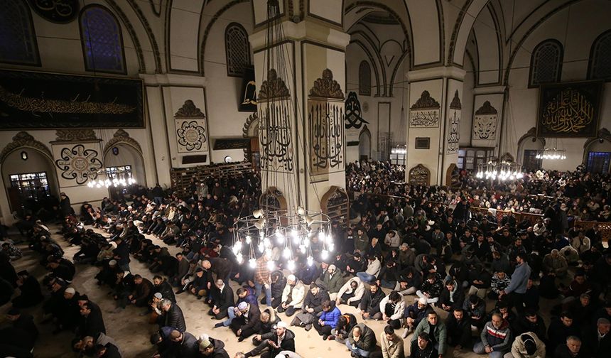 Ramazan ayının müjdecisi Beraat gecesi yarın idrak edilecek   