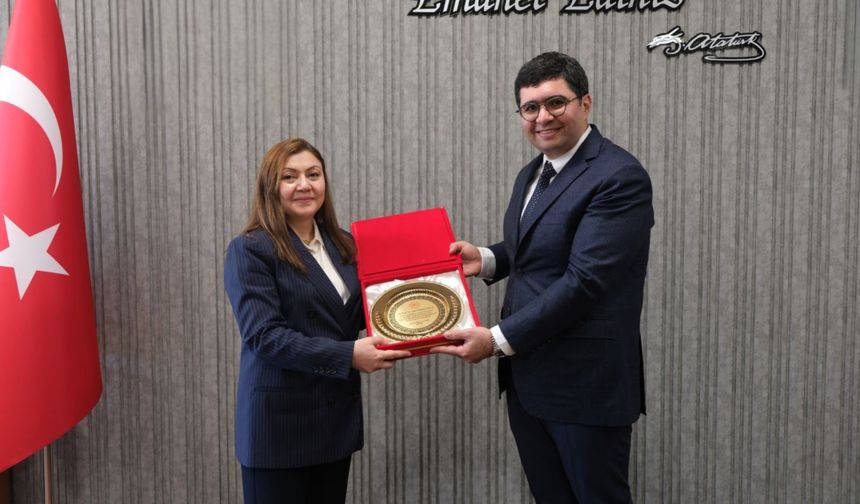 Gaziantep Şehir Hastanesi'nde başhekimlik görevinde devir teslim gerçekleştirildi