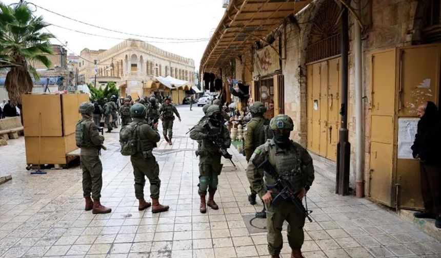 Ramazan Bayramı'nın ilk gününde, işgalciler Batı Şeria'daki saldırılarını yoğunlaştırdı