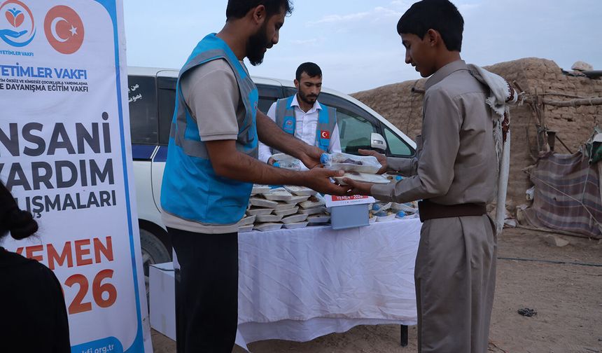 Yetimler Vakfı’ndan Kadir Gecesi’nde Yemen’e iftarlık desteği