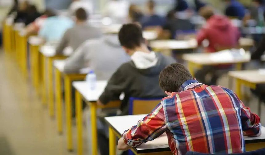 YKS'ye 2 milyon 425 bin aday başvurdu