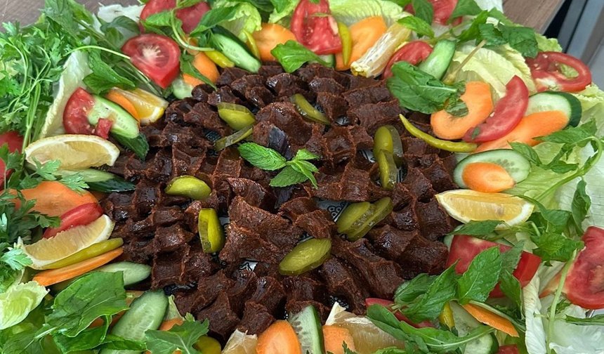 Diyarbakır'dan dünyaya uzanan lezzet: Çiğkoftelatta
