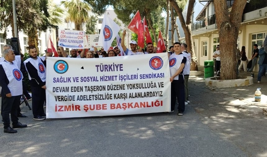 İzmir'de sağlık işçilerinden yürüyüş