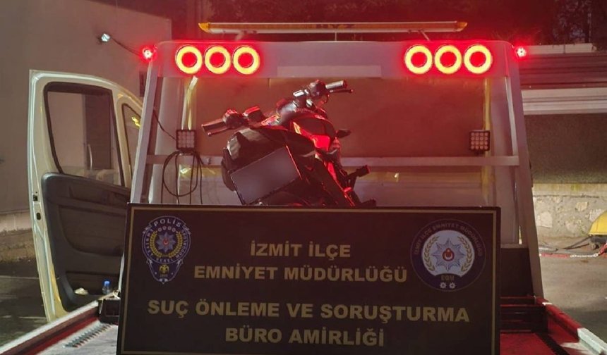 Trafiği tehlikeye atan motosiklet sürücüsüne 175 bin lira ceza kesildi