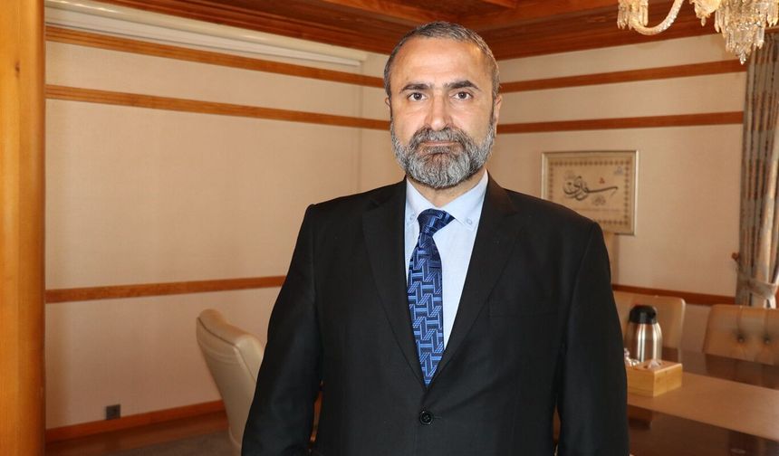 Dr. Özçelik: Başıboş köpekler halk sağlığı ve çevre güvenliği açısından ciddi risk oluşturuyor