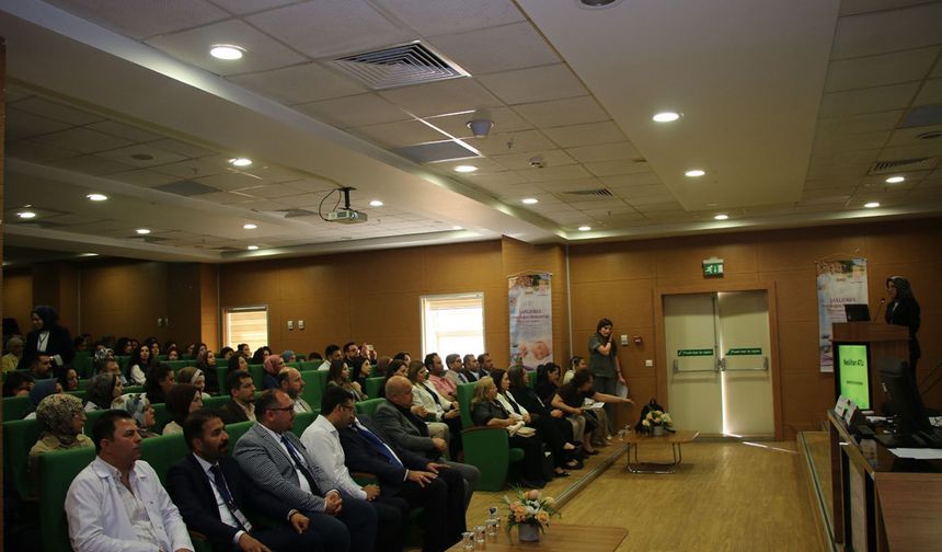 Şanlıurfa'da yenidoğan hemşireliği sempozyumu düzenlendi