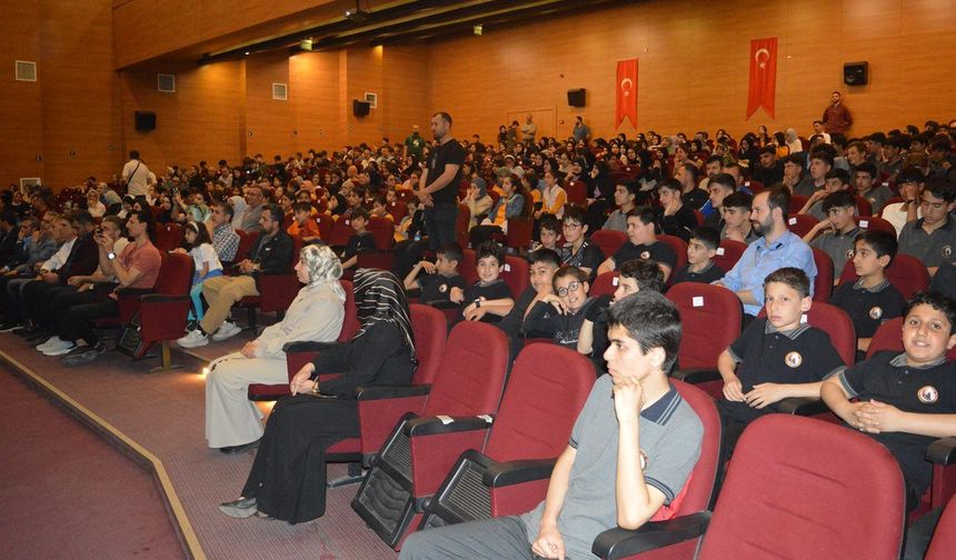Siirt'te ilk kez 'Yabancı dil festivali' düzenlendi