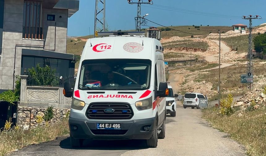 Malatya'da husumetlilerin kavgasında kan aktı: 1 yaralı