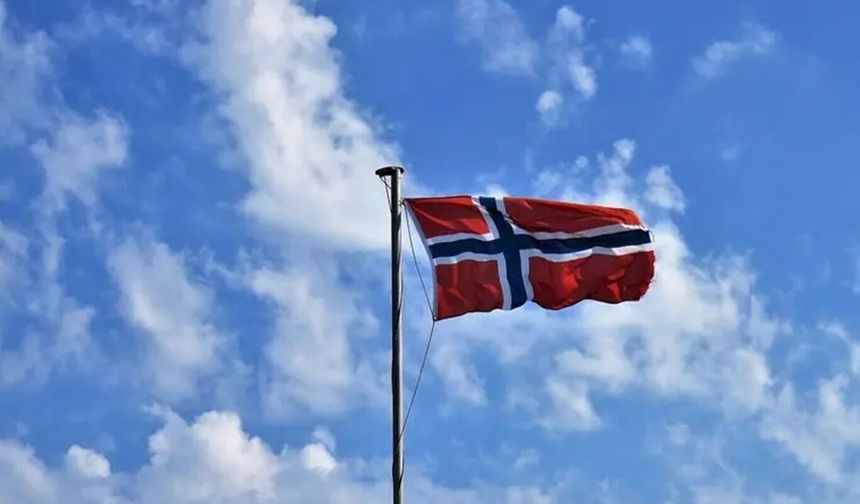 Norveç vatandaşlık şartlarını sıkılaştırıyor