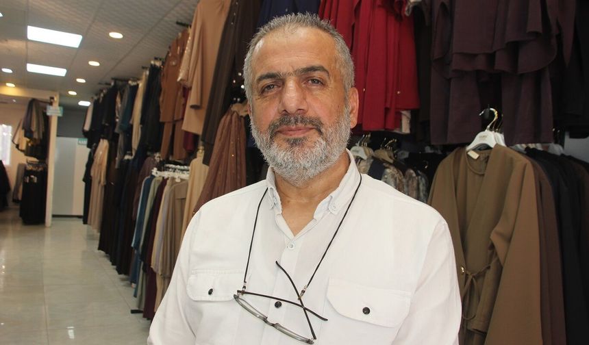 Tesettür giyim mağazası işletmecisi Kurt: Tesettür sadece bir kıyafetten ibaret değildir
