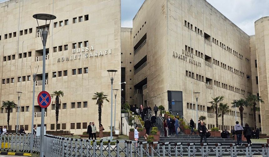 Bursa Adliyesi'nde kavga: 3 yaralı, 5 gözaltı