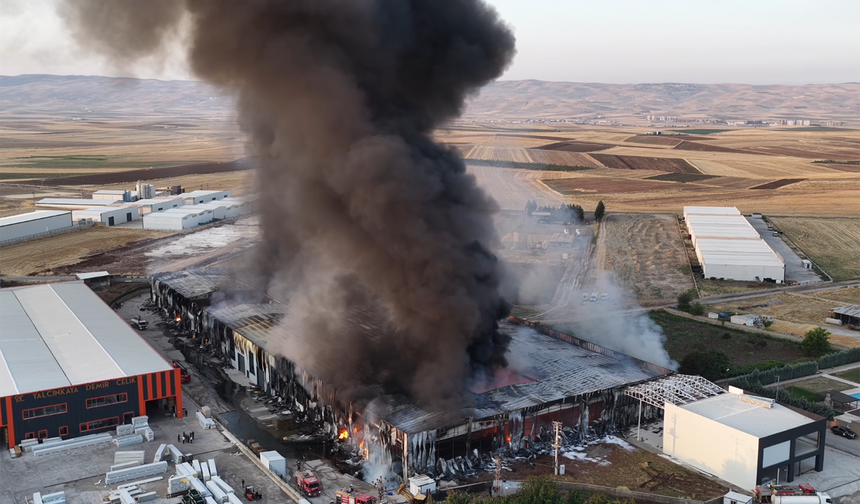 HÜDA PAR Batman İl Başkanı Şahin: Esnaf bu zararla baş başa bırakılmamalı