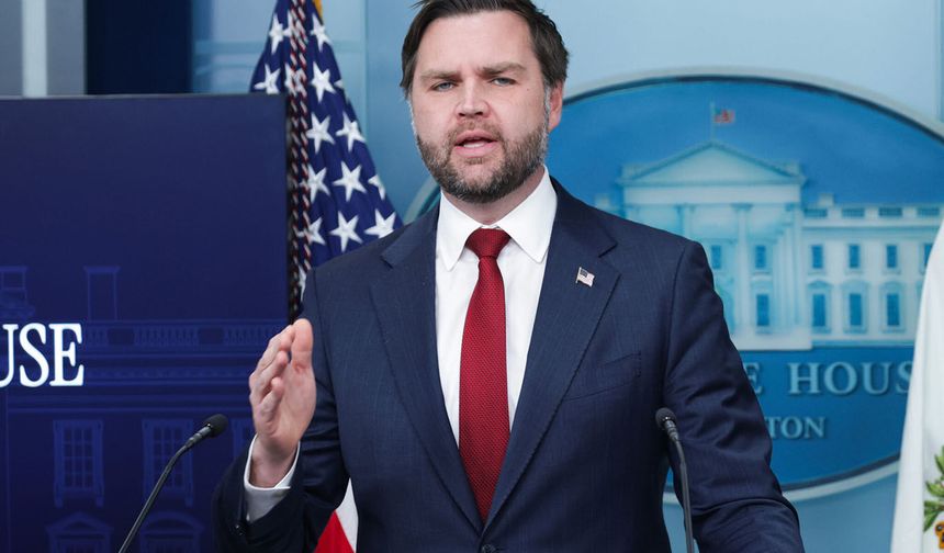 JD Vance: Epstein dosyaları konusunda iletişim sürecini yanlış yönettik