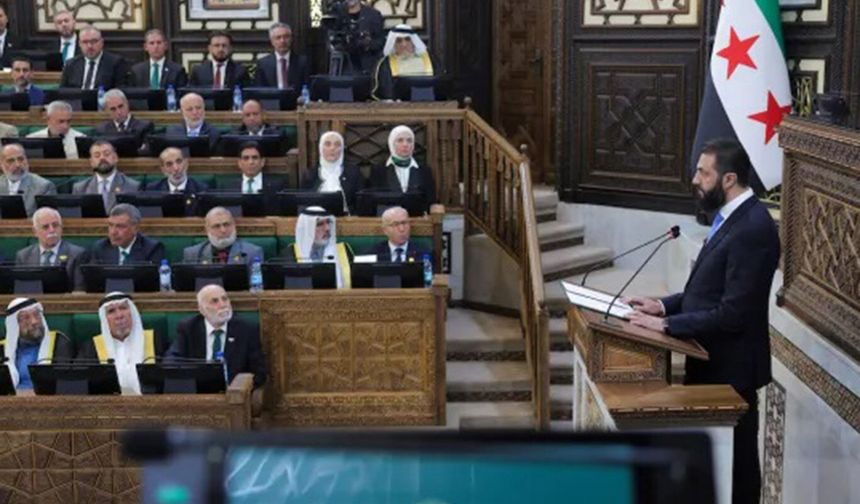 Suriye'de Beşar Esad yönetiminin devrilmesinin ardından parlamento ilk kez toplandı
