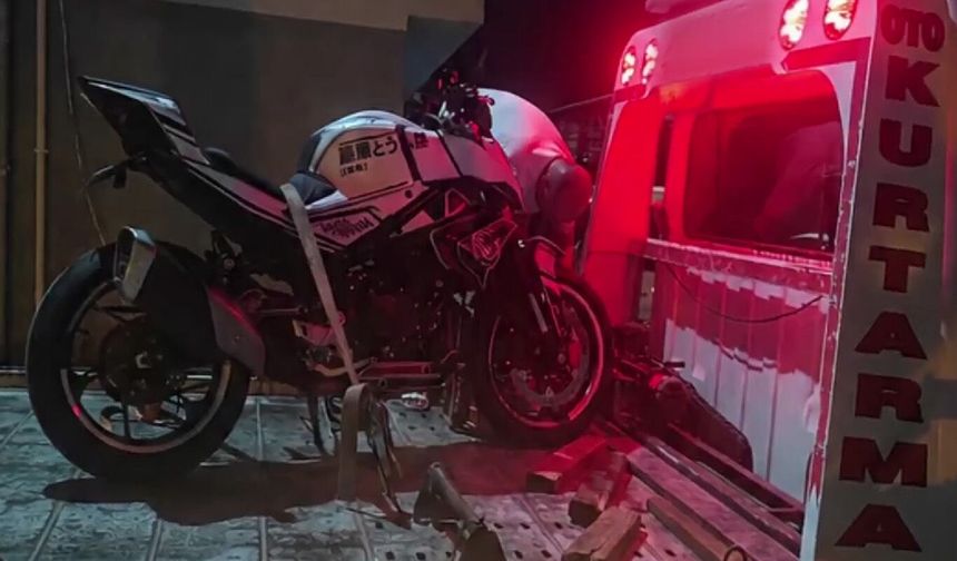 TAG Otoyolu'nda tehlikeli motosiklet kullanan sürücüye ceza