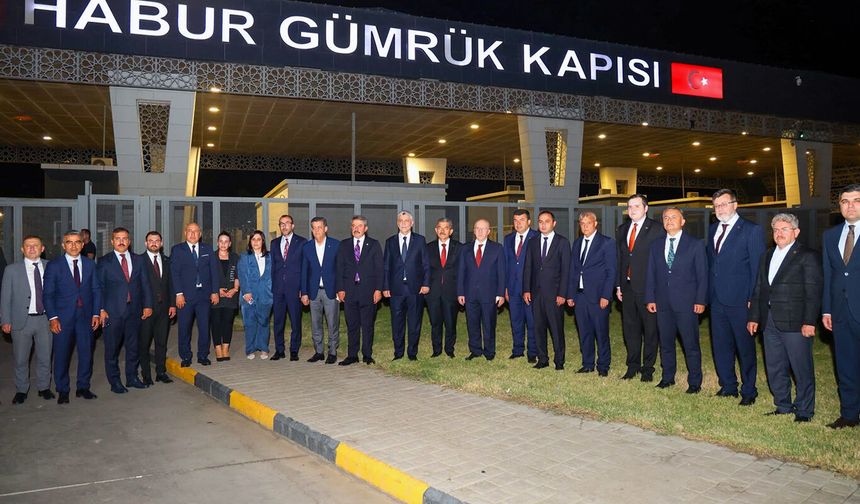 Ticaret Bakanı Bolat, Habur Sınır Kapısı'nda incelemelerde bulundu