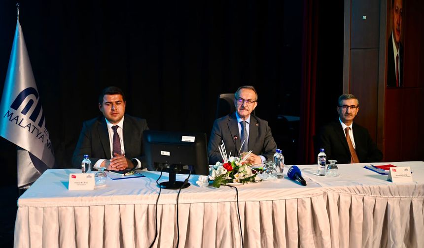 Vali Yavuz'dan ağır hasarlı yapıların kullanılmasını savunanlara tepki