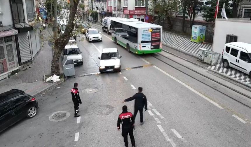 Bursa'da huzur denetiminde 8 aranan şüpheli yakalandı
