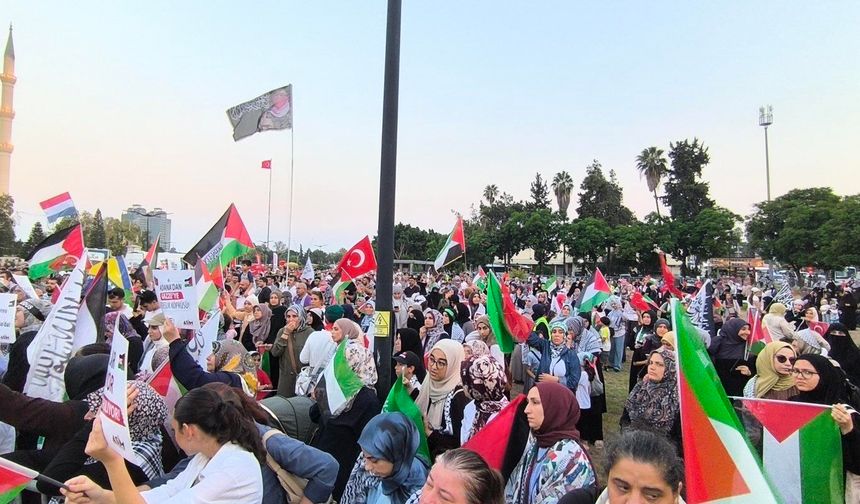 Filistin Konvoyu Adana'da buluştu