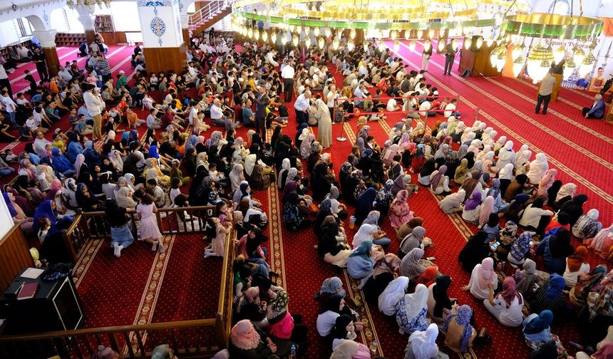 İpekyolu'nda  11 bin 550 öğrenci Kur'an-ı Kerim dersi aldı