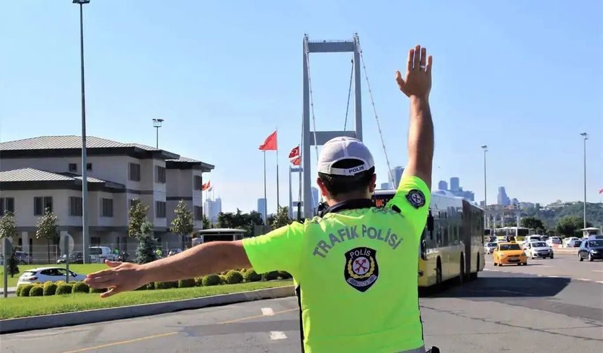 İstanbul'da bazı yollar trafiğe kapalı