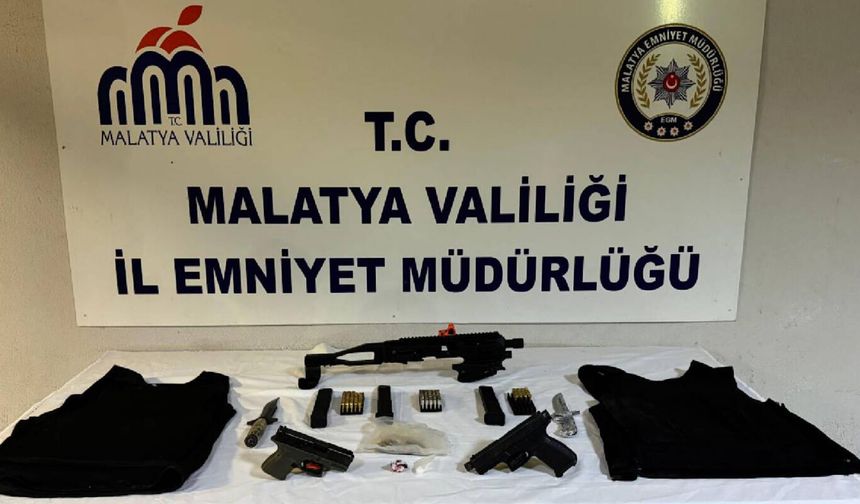 Malatya'da aranan 4 şahıs yakalandı