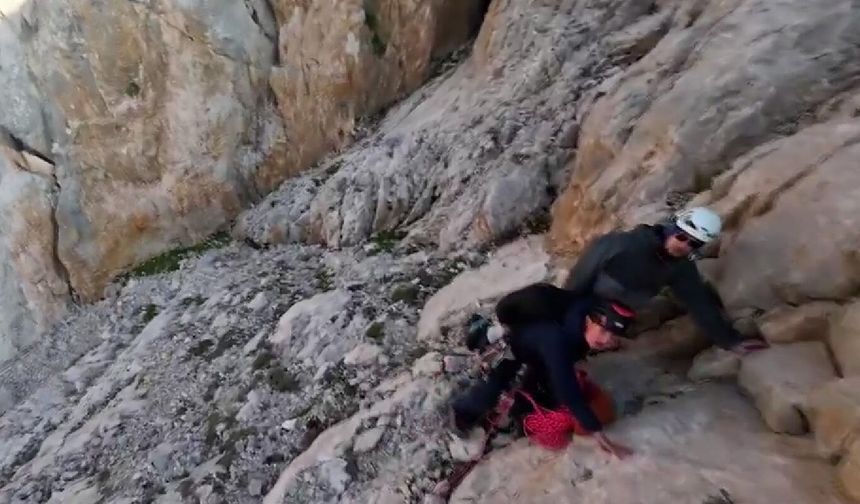 Niğde'de yaralanan İngiliz dağcı helikopterle kurtarıldı