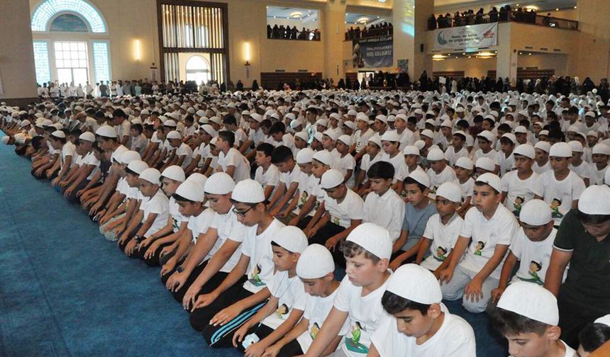 On binlerce çocuğu namaz sevgisiyle buluşturacak program yeniden başlıyor