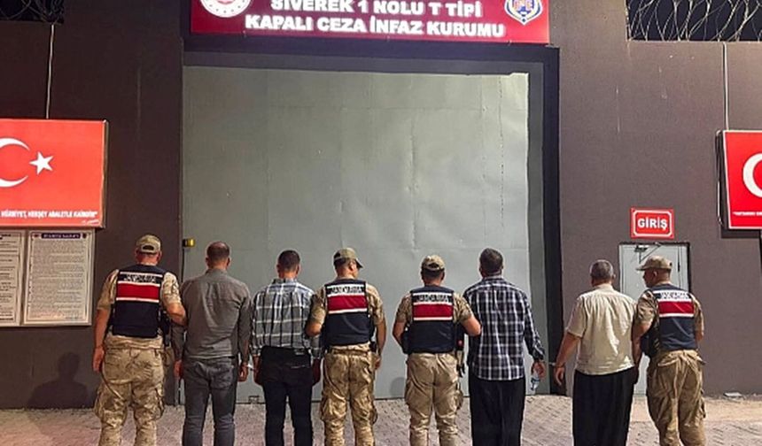 Şanlıurfa'da otomobile tüfekli saldırı: 4 kişi tutuklandı