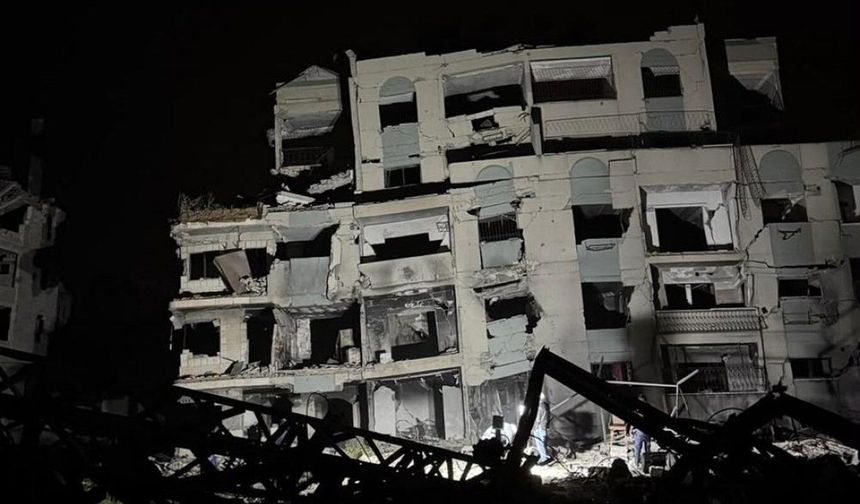 Gazze'de çöken binada şehit sayısı 21'e yükseldi