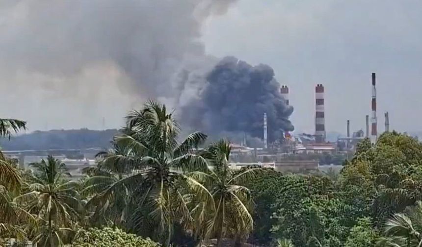 Hindistan'da petrol rafinerisinde patlama: Bir ölü 8 yaralı