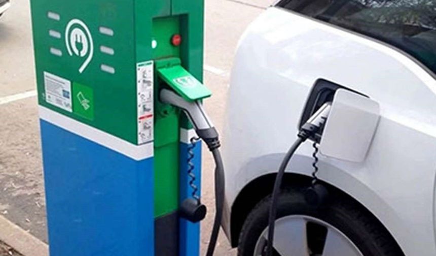Türkiye'de elektrikli araç kullanımı artıyor: Şarj tüketimi 97 bin MWh'yi aştı