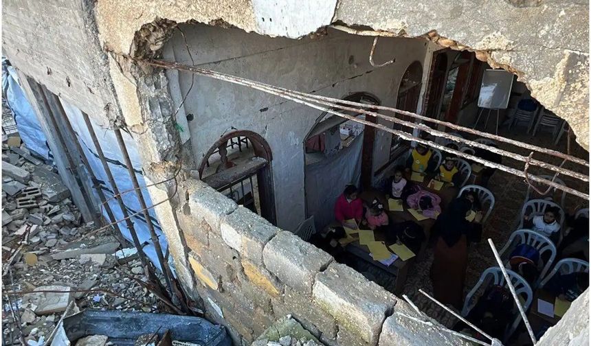 İşgalciler 3 yılda 800 öğretmeni katletti