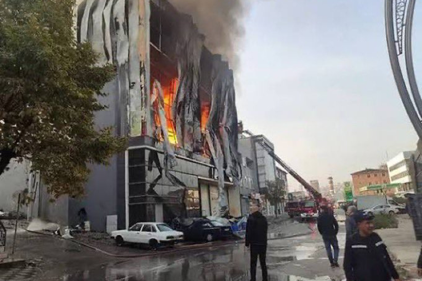 Kocaeli'de 7 kamu görevlisi geçici olarak görevden uzaklaştırıldı