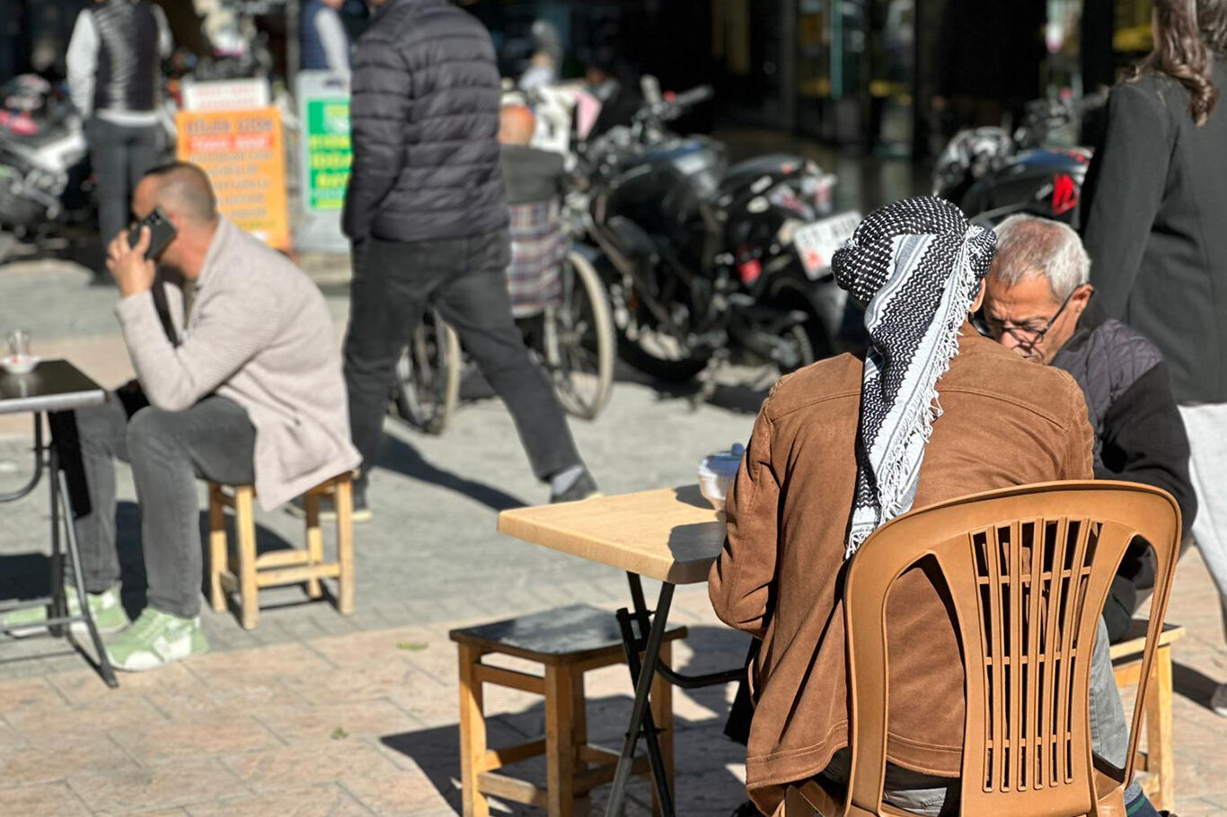 Adanalılar, henüz asgari ücret belirlenmeden yapılan zamlara tepki gösterdi