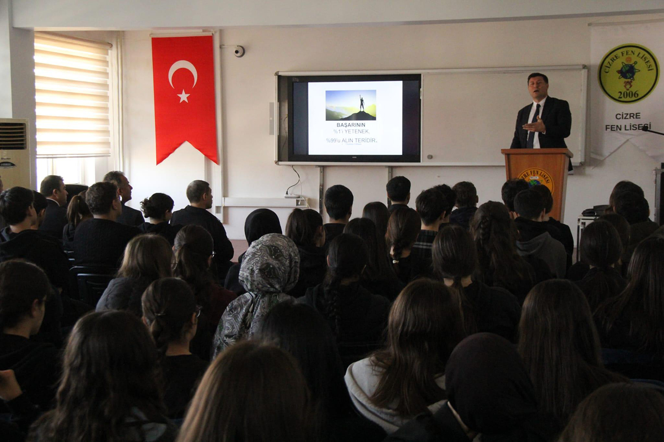 Cizre'de öğrencilere YKS semineri