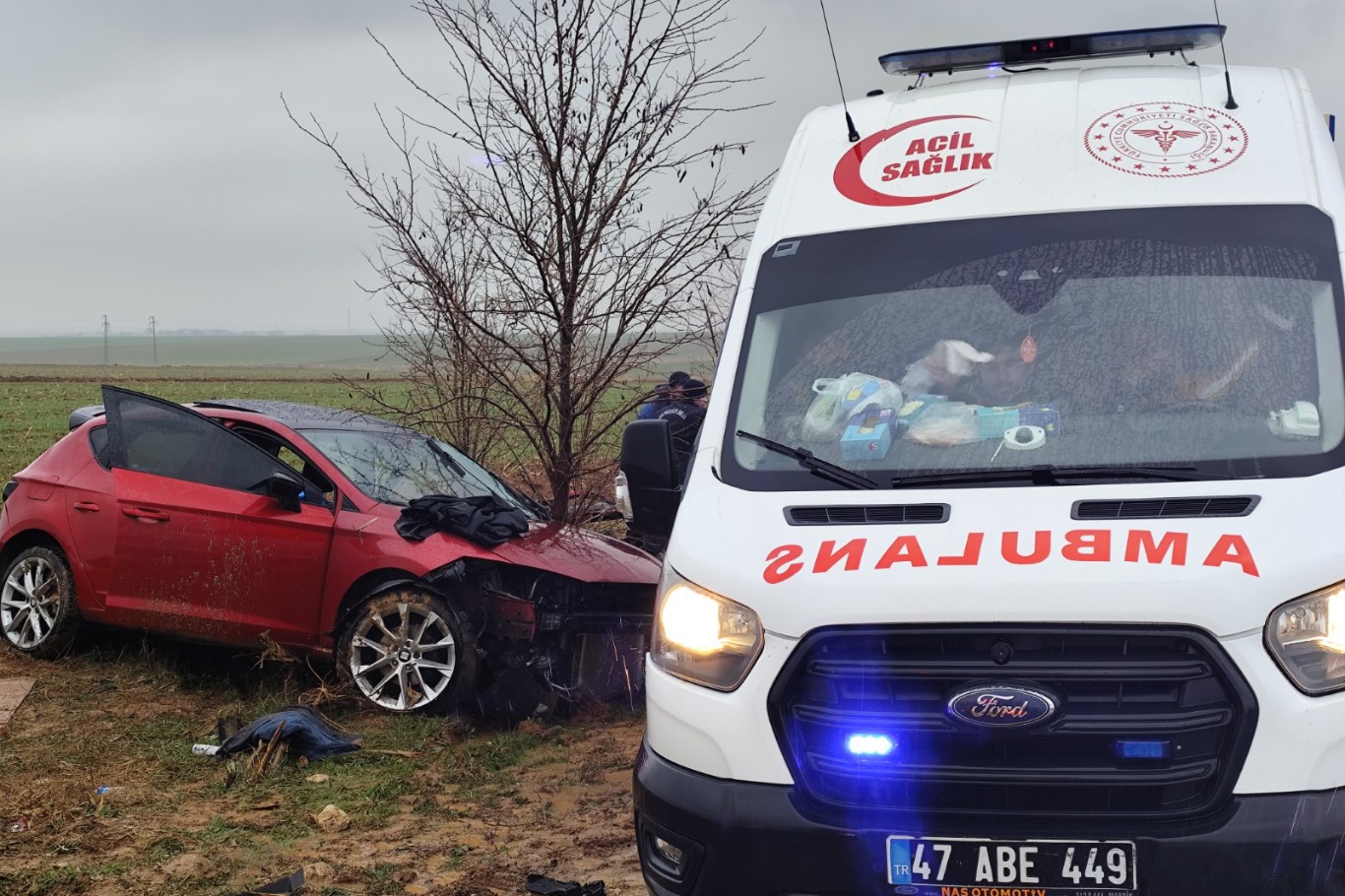 Mardin’de otomobil ile tır çarpıştı: 2 ölü, 3 yaralı 