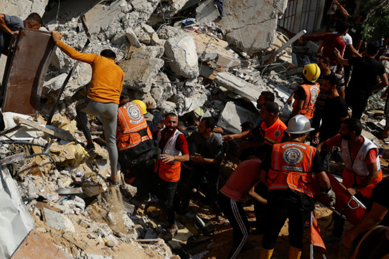 Siyonist işgalcilerin saldırıları sürüyor: Gazze'de şehit sayısı 72 bin 69'a yükseldi