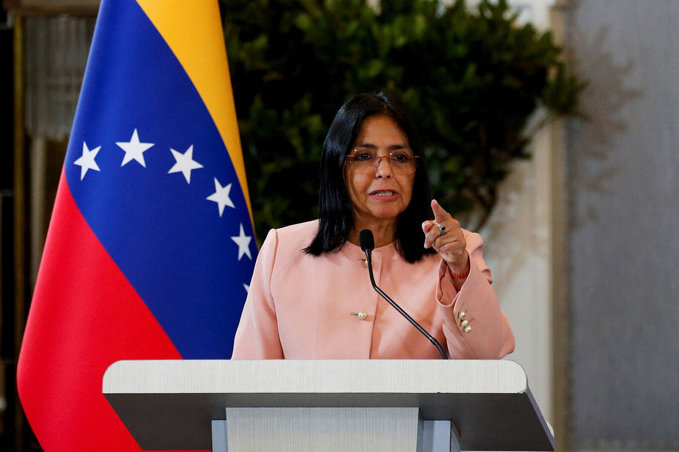 Venezuela’dan ABD'ye yaptırım çağrısı