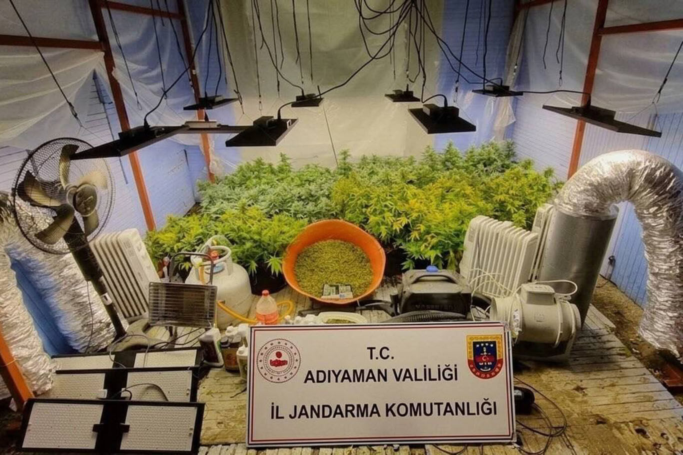 Adıyaman’da uyuşturucu operasyonu: 1 gözaltı